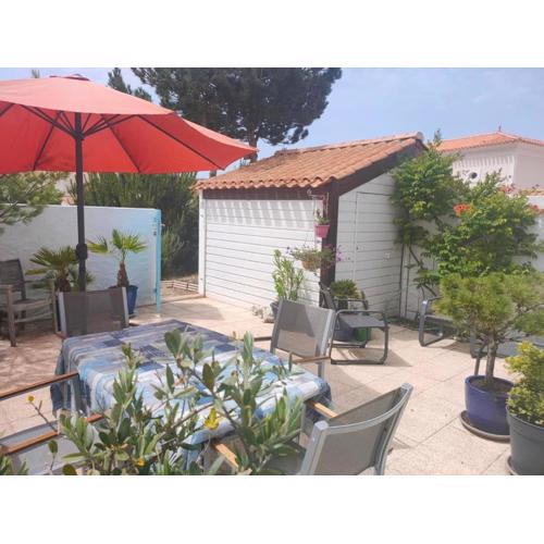 Charmante maison près du golf et plage avec terrasse et parking - FR-1-323-514