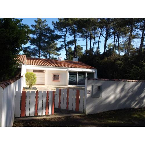Charmante maison rénovée en lisière de forêt, 600m de la plage, 2 jardins clos, confort moderne - FR-1-323-371