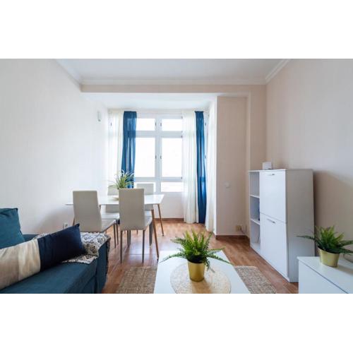 CHARMING 2 ROOMS APARTMENT, 3 beds-10 min walk to Las Canteras Beach