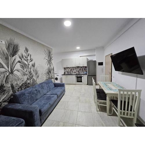 Charming 2A Holiday House Apartment with Garden and BBQ