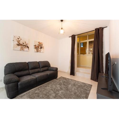 Charming 2BR w/Maltese Balcony Off the Promenade by 360 Estates
