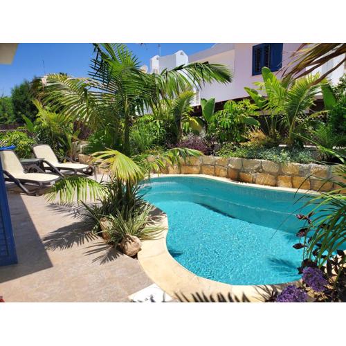 Charming 3-Bed Villa in Protaras with heated pool