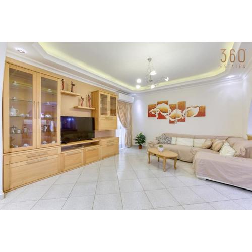 Charming 3BR Apt with Breathtaking Sea Views by 360 Estates