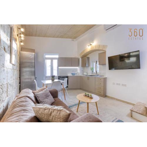 Charming and Modern 1BR House in Historic Zebbug by 360 Estates