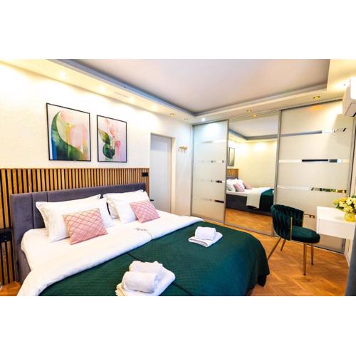 Charming Apartment 5 min walk from Split Old town