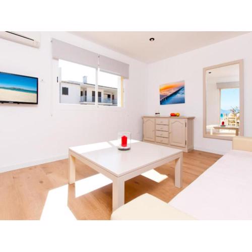 Charming apartment, by the beach