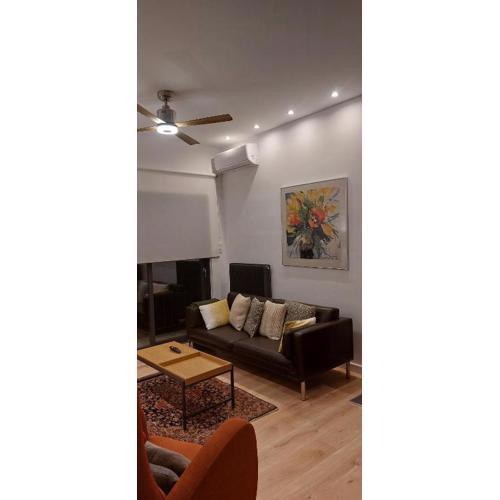 Charming Apartment in Chalandri