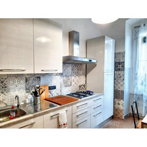 Charming Apartment in Genova - 70 m² - Parking Included