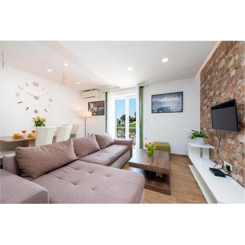 Charming Apartment Ines