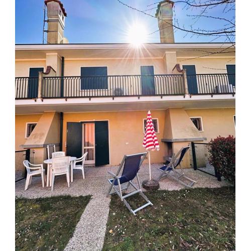 Charming apartment near the beach with pool