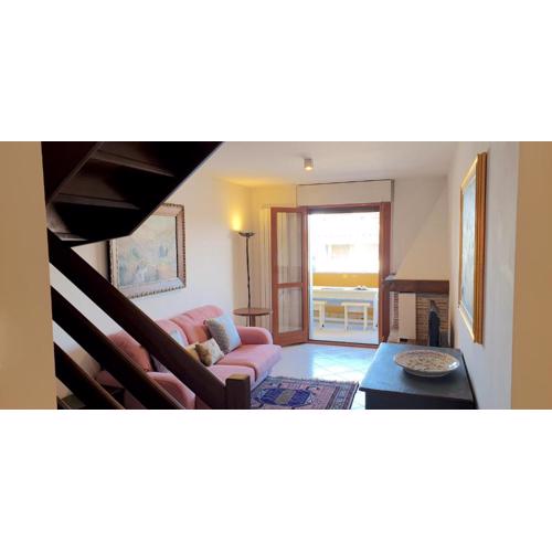 Charming apartment & parking by ANTHEA HOMES