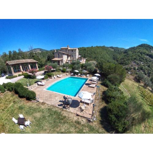 Charming Assisi Stay with Views