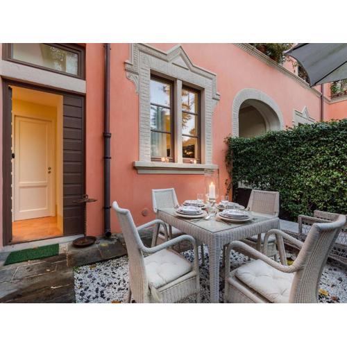 Charming Garden Flat in Historic Lucca