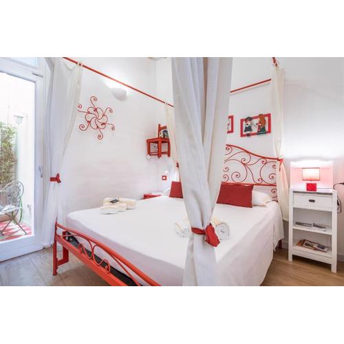 CHARMING HOUSE con doccia sensoriale e cortile interno - CENTRO STORICO