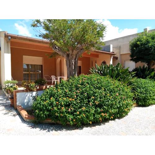 Charming House in Marsala with Private Garden