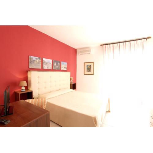 Charming House in Ragusa + City View