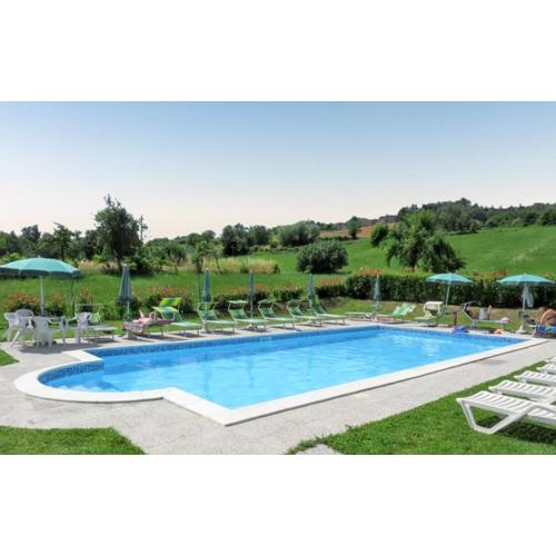 Charming house with shared pool in Caprese Michelangelo
