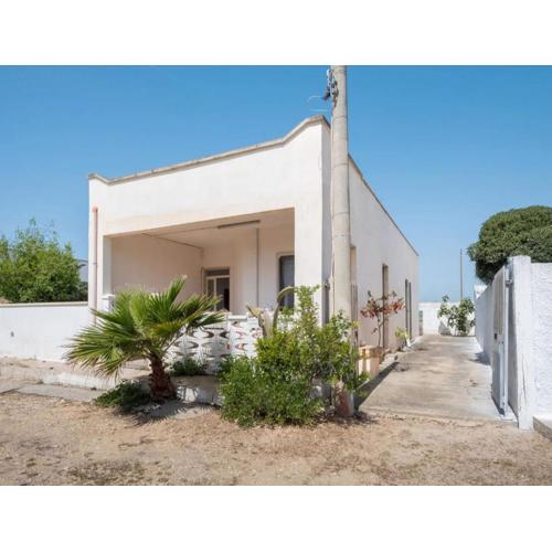 Charming Italian Villa in Torre Castiglione with Private Entrance