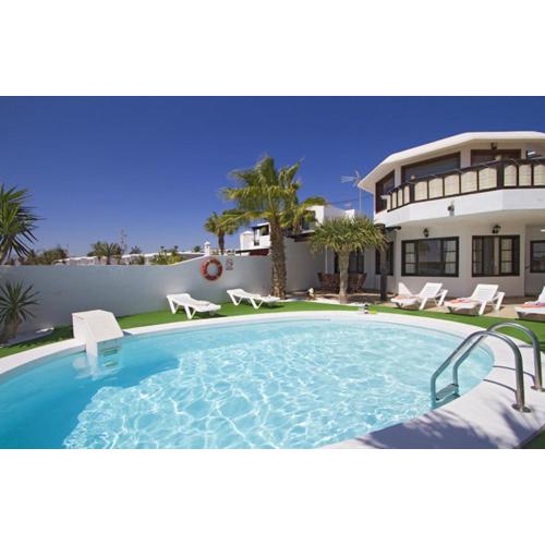 Charming Lanzarote Villa Casa Tingu 3 Bedrooms Heated Private Pool Centre Of Resort Puerto Del Carmen