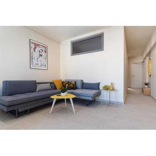 Charming minimal apt in the center of Glyfada