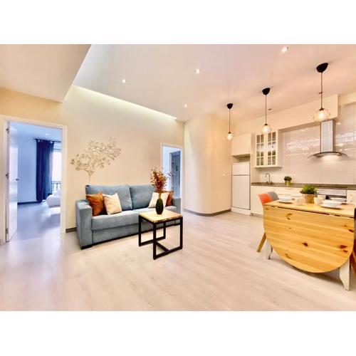 Charming Puerta del Sol Center - 6 Bedrooms