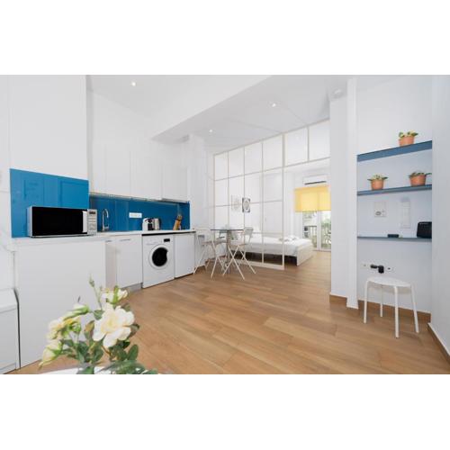 Charming Sunny Studio in Athens
