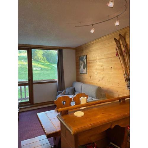 Charming T2 close to the slopes of La Plagne