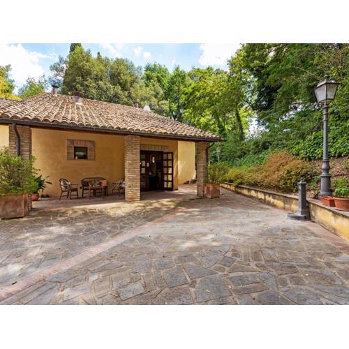 Charming Umbrian Stay for 4 Guests