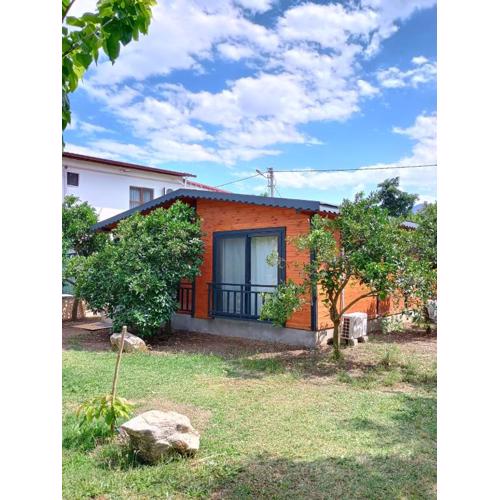 Charming wooden house with access to a large garden