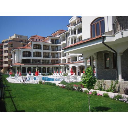 Chateau Del Mar Holiday Apartments
