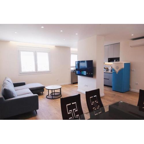 Che Apartments