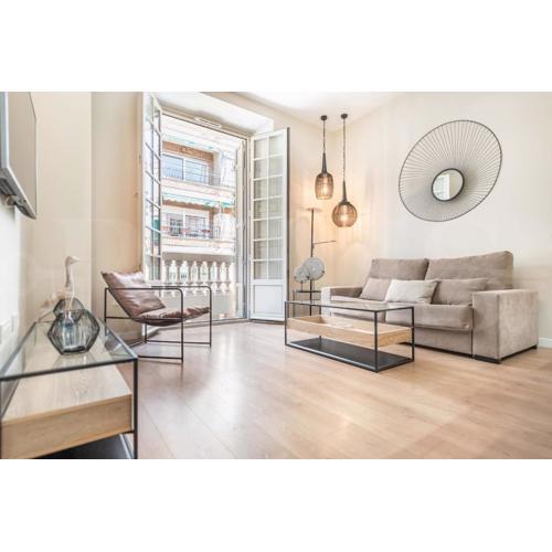 Chic apartment in the heart of Malaga by REMS