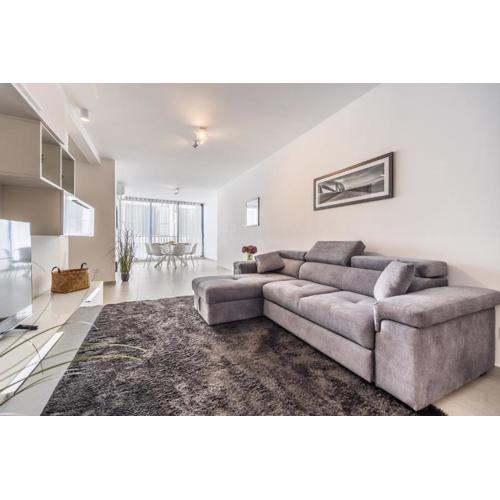 Chic Downtown Hideaway