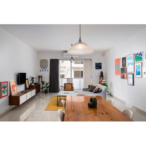 Chic, Modern & Spacious 2BR Apartment close to the sea - Marsaskala