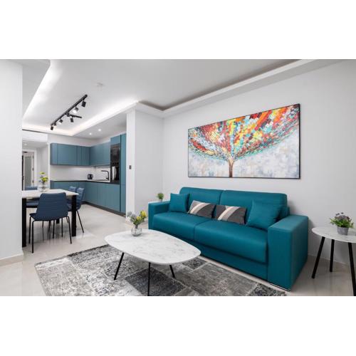 Chic, Modernized Maisonette - Close to Tigne Point, & Saint Julian\