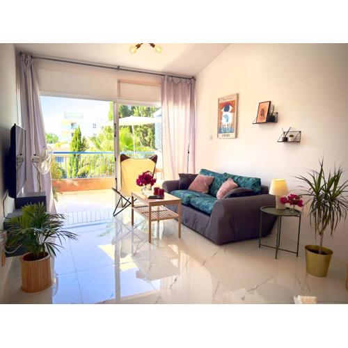 Chic Paphos Escape with Pool - Prime Spot