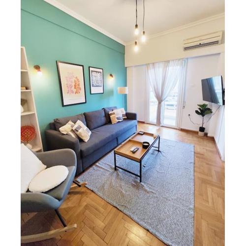 Chic Urban Retreat Steps from Museum of Cont. Art!