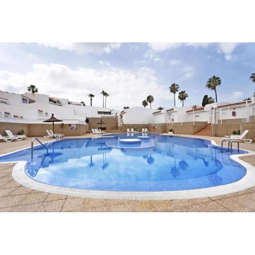 Child-friendly, 3-bedroom apartment with garden near the Aqualand
