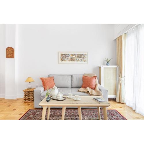 Chill Out In Retropolitan Hideaway at Alsos Park