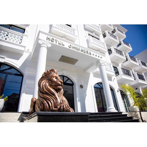 Chimaera Hotel