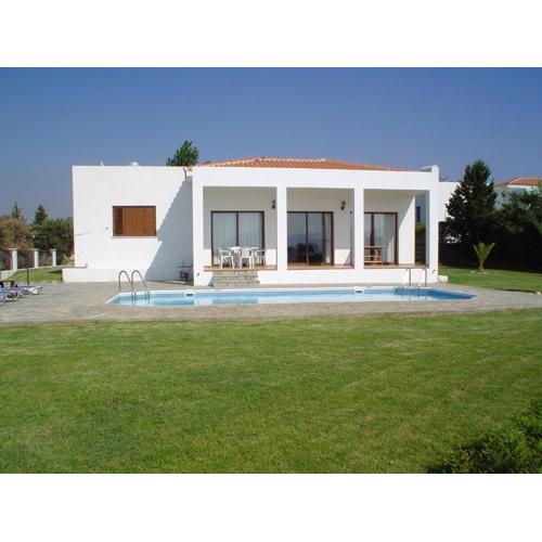 Chriseleni Latchi Villas