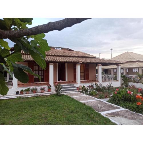 Christodoulos Villa