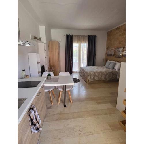 Cielo Studio & Apartments