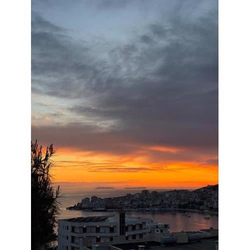 Cimi Apartments