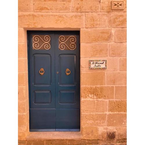 Città Cospicua suites