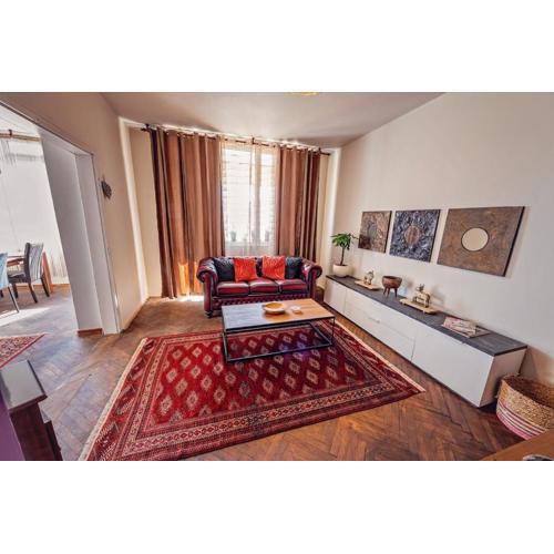 City Apartment perfect location
