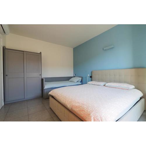 CITY CENTER - Modern flat with FREE PARKING and WIFI - Apt A