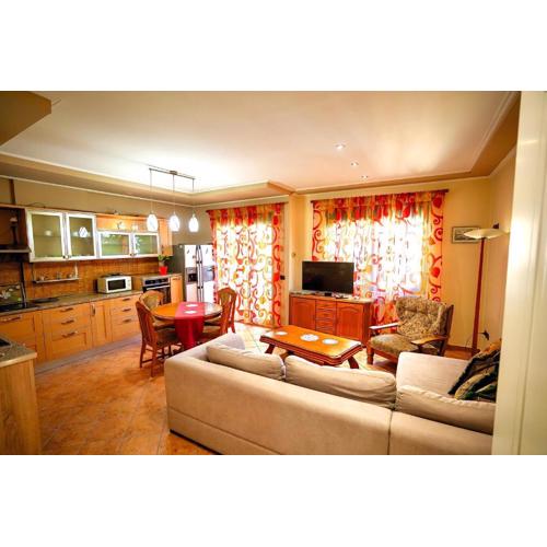 City Center 2-Bedrooms 2-Bathroom