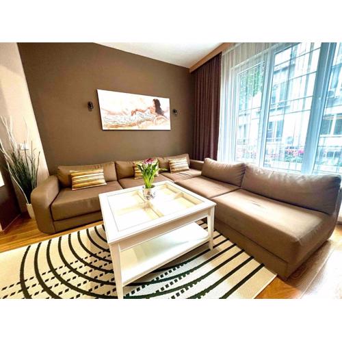 City Center 2BDR Flat with Workspace near Vitosha Blvd