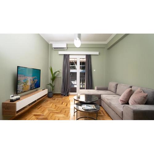City Center Apt. on a Traffic Free Street